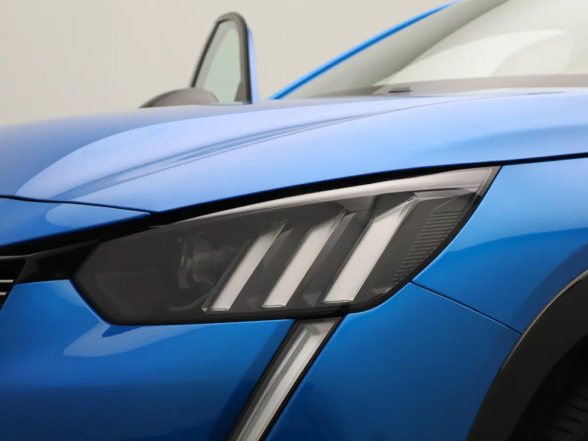 1.2 PureTech GT-Line | Apple carplay/ Android auto | Panodak | Navi | Cruise | Clima | Camera |  PDC V+A |