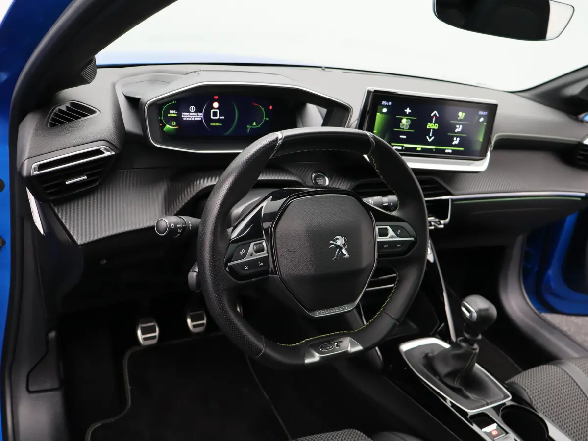 1.2 PureTech GT-Line | Apple carplay/ Android auto | Panodak | Navi | Cruise | Clima | Camera |  PDC V+A |
