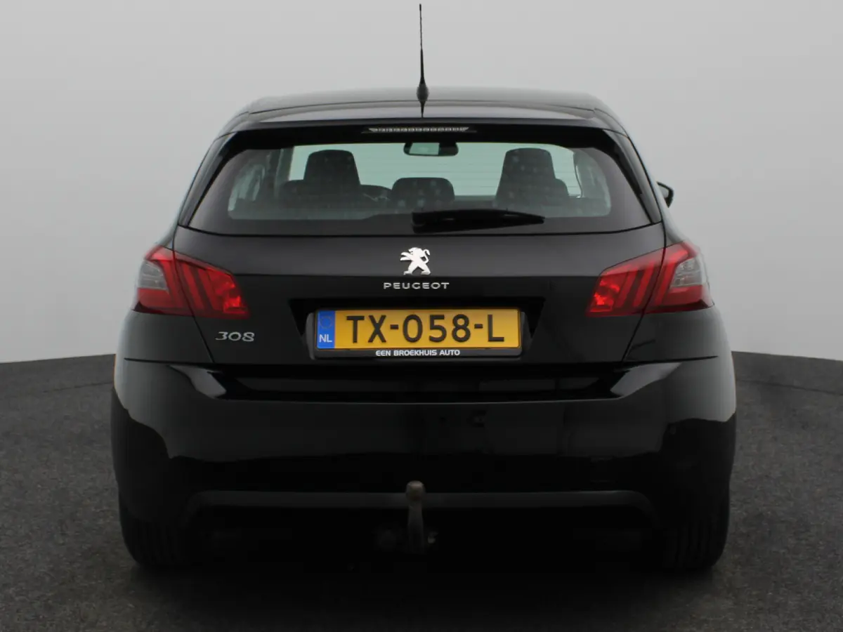 1.2 PureTech Allure | Navi | Cruise | Clima | Trekhaak | Carplay | PDC V+A | 16" LMV |
