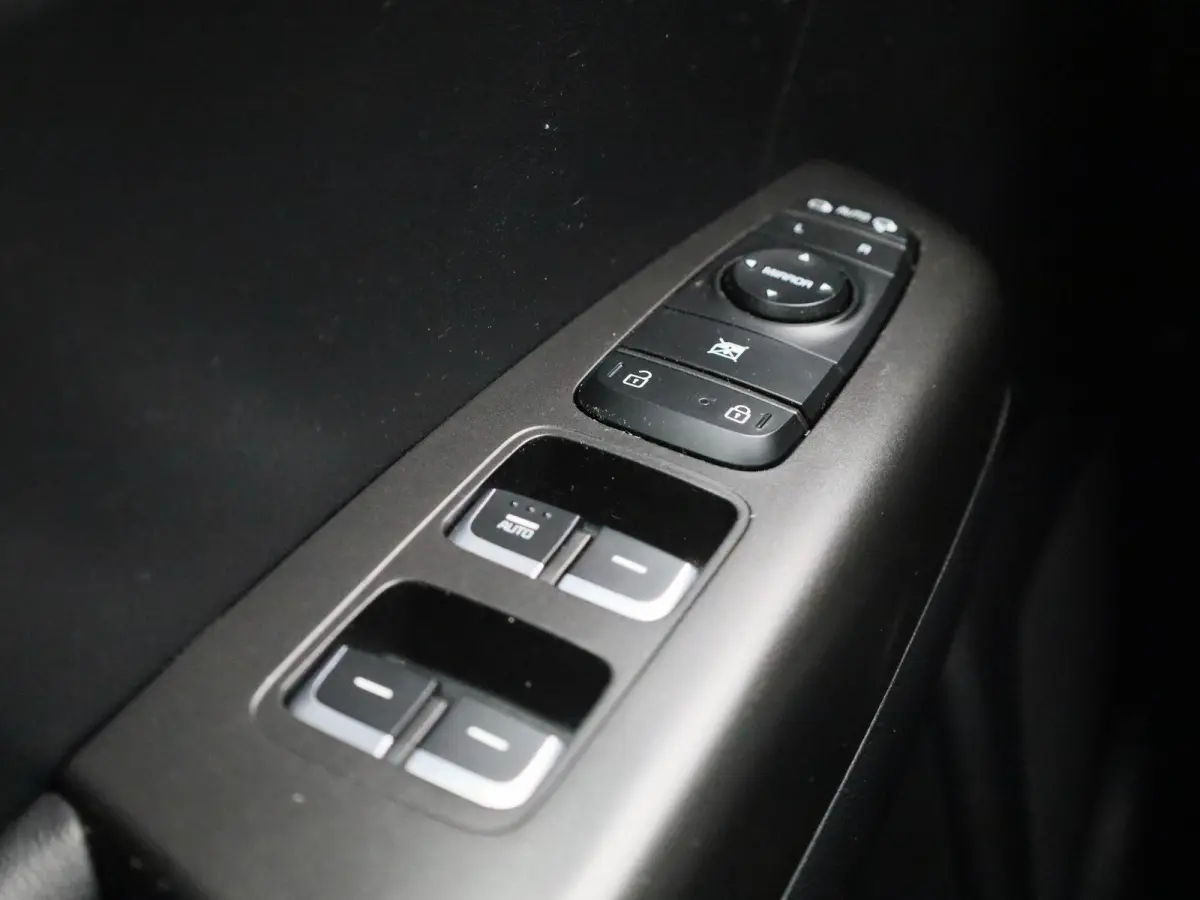 1.6 GDI First Edition | TREKHAAK | CAMERA | NAVIGATIE | LMV | LED | PARKEERSENSOREN | CRUISE CONTROL |