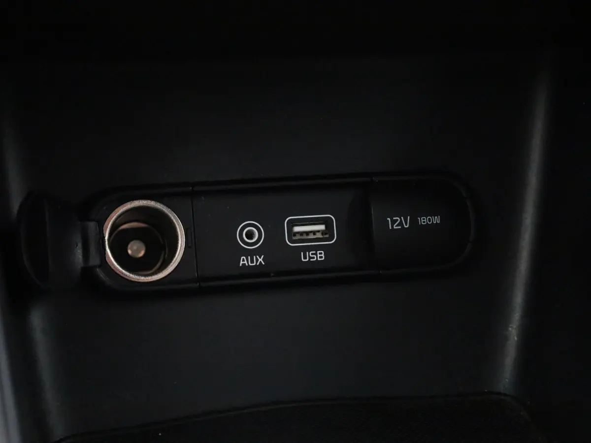 1.6 GDI First Edition | TREKHAAK | CAMERA | NAVIGATIE | LMV | LED | PARKEERSENSOREN | CRUISE CONTROL |