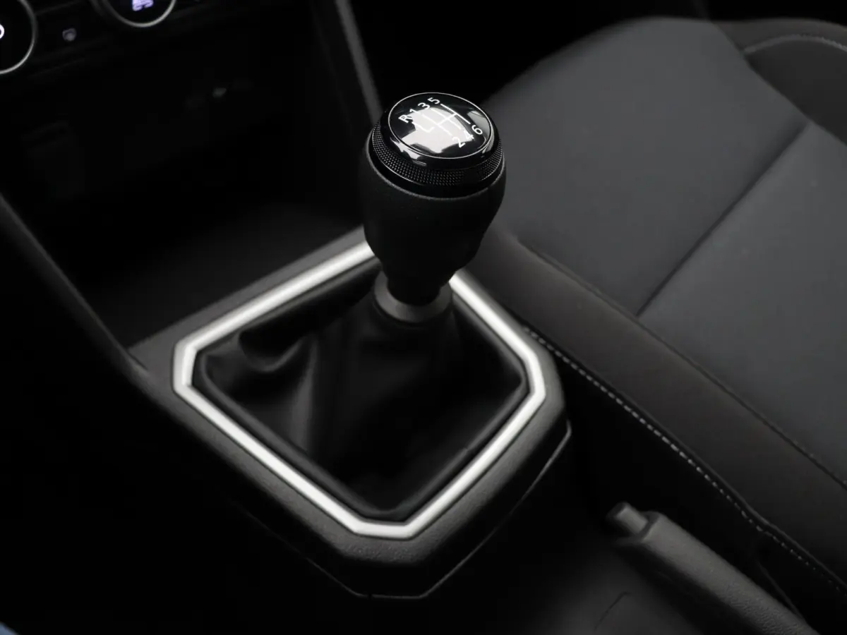 TCe 100pk expression | Stoelverwarming | Climate control | Cruise control |