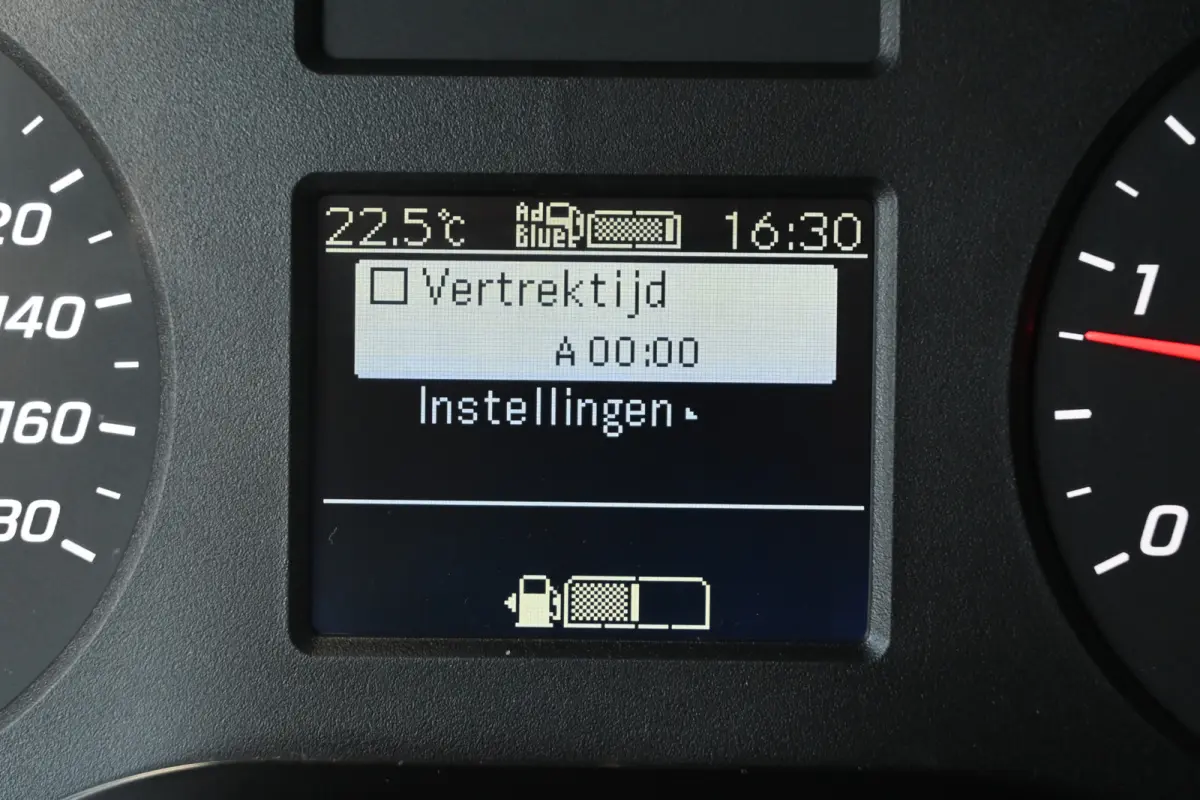 315 CDI L2H1 RWD Geveerde stoel, Standkachel, Trekhaak