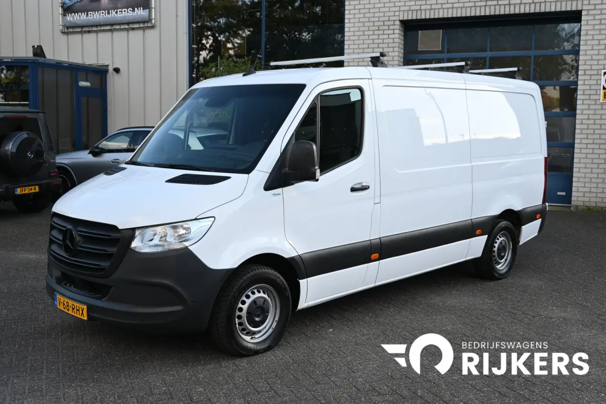 315 CDI L2H1 RWD Geveerde stoel, Standkachel, Trekhaak