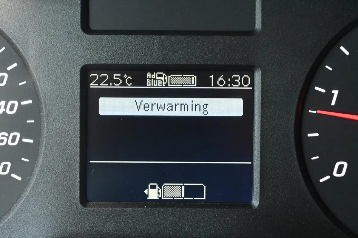 315 CDI L2H1 RWD Geveerde stoel, Standkachel, Trekhaak
