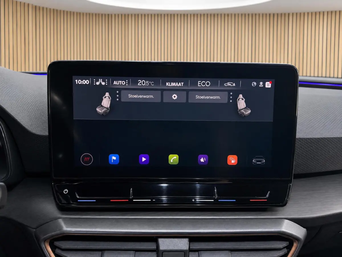 1.4 e-Hybrid VZ Business |Panorama dak |Camera |Sfeerverlichting |Stoelverwarming