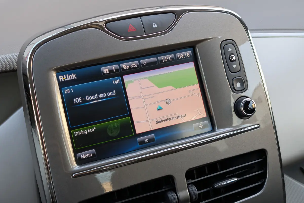 R90 Bose 41kWh KOOPACCU SOH 87% 3-Fase