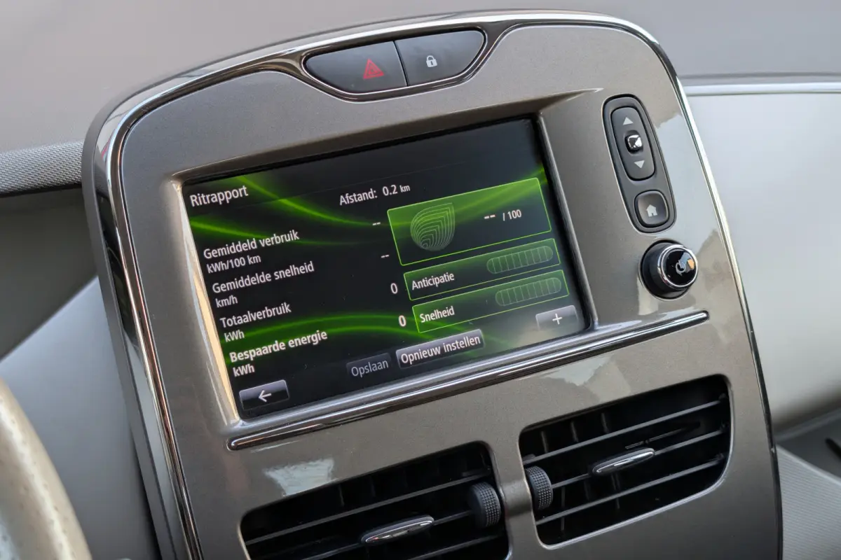 R90 Bose 41kWh KOOPACCU SOH 87% 3-Fase