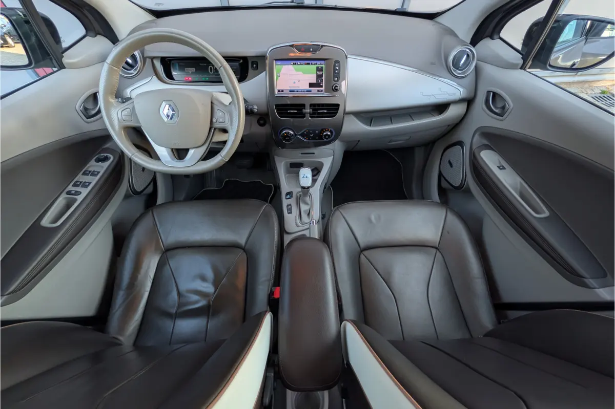 R90 Bose 41kWh KOOPACCU SOH 87% 3-Fase