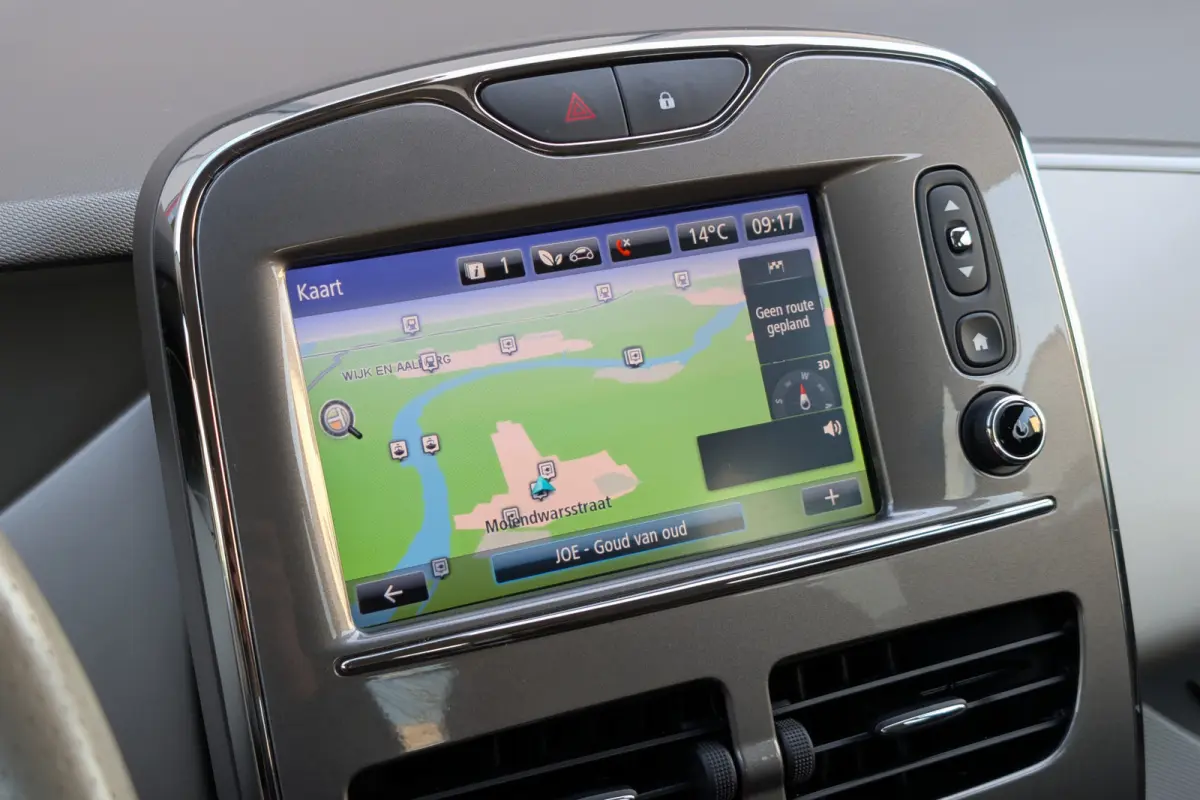 R90 Bose 41kWh KOOPACCU SOH 87% 3-Fase