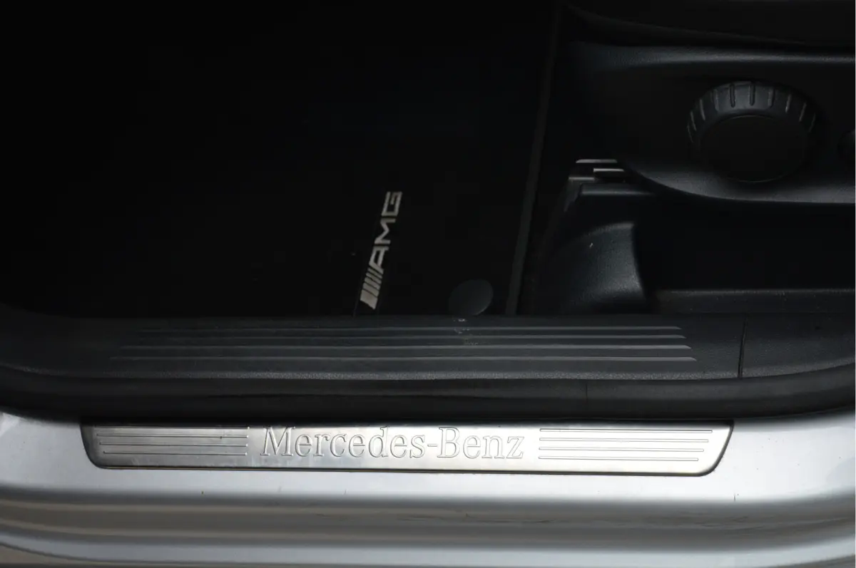 180 Business Solution AMG | PANO | CAMERA | CARPLAY |