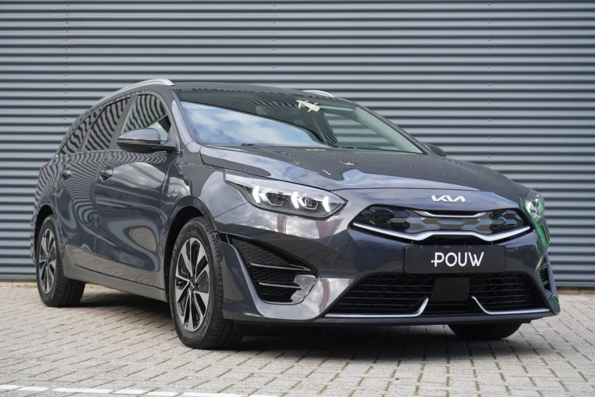 1.6 GDI PHEV 140pk DynamicPlusLine Trekhaak afneembaar | Stoel / Stuurverwarming | Camera | Adaptive Cruise
