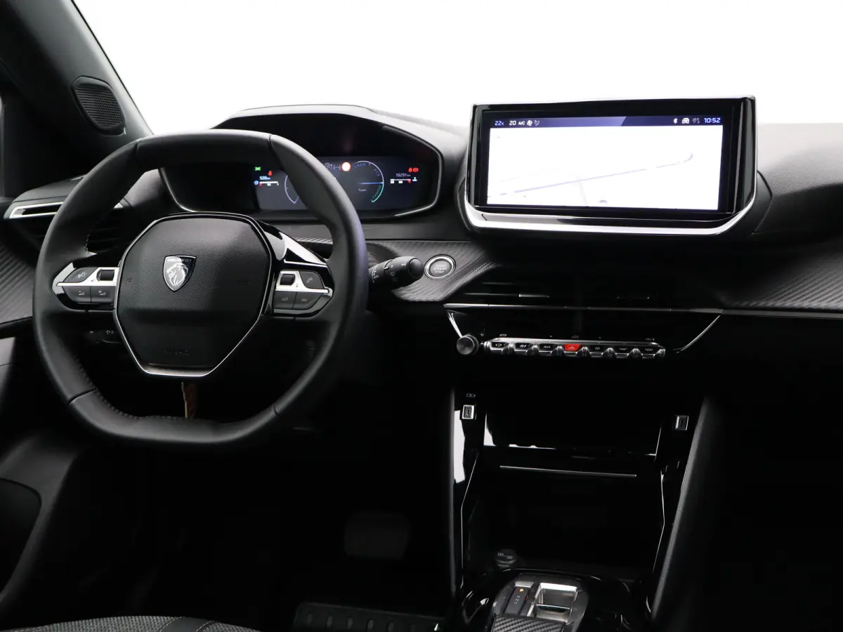 1.2 Hybrid 145 Allure 8 Jaar Garantie | Apple Carplay | Keyless | Camera Voor + Achter | Parkeersenoren Voor en Achter | Cruise Control | Dodehoekbewaking | LED Verlichting