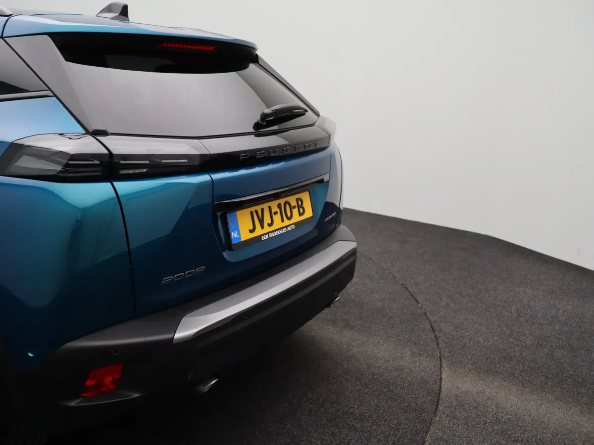 1.2 Hybrid 145 Allure 8 Jaar Garantie | Apple Carplay | Keyless | Camera Voor + Achter | Parkeersenoren Voor en Achter | Cruise Control | Dodehoekbewaking | LED Verlichting