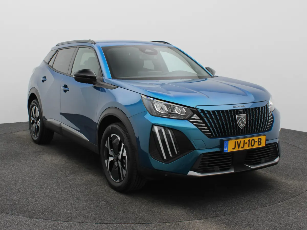 1.2 Hybrid 145 Allure 8 Jaar Garantie | Apple Carplay | Keyless | Camera Voor + Achter | Parkeersenoren Voor en Achter | Cruise Control | Dodehoekbewaking | LED Verlichting