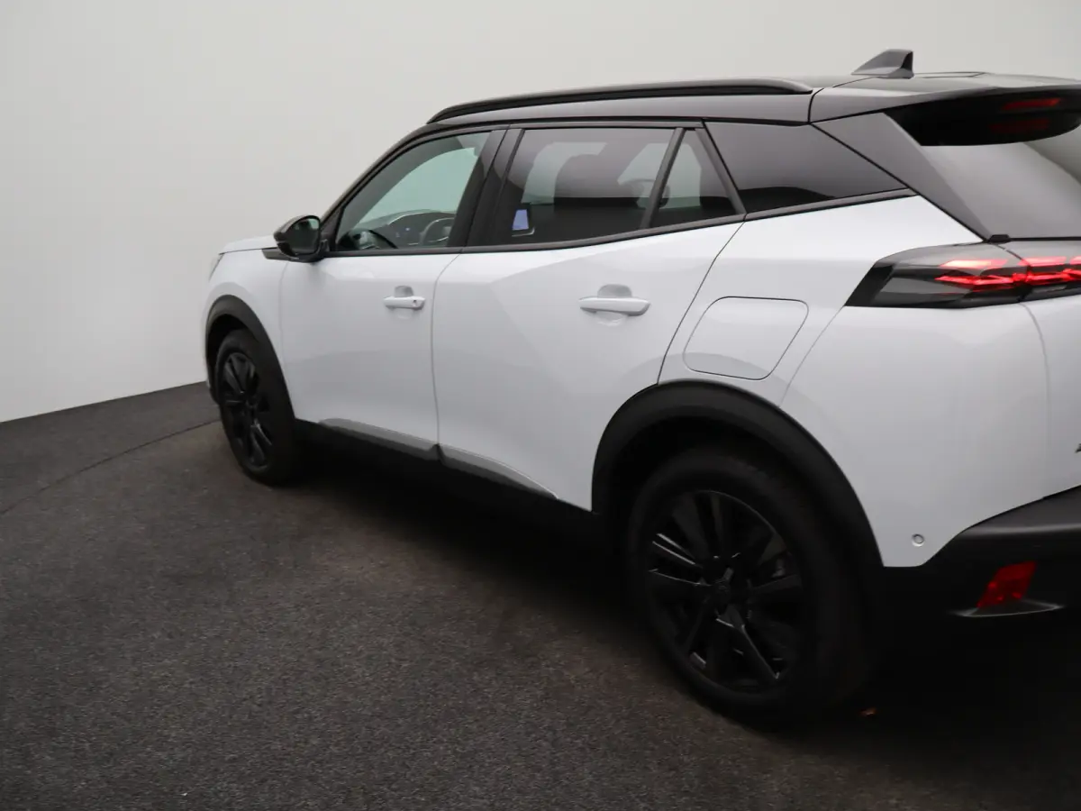 1.2 Hybrid 145 GT | Camera Voor en Achter | Drive Assist | Adaptieve Cruise Control | Parkeersensoren Voor en Achter | Navigatie | Apple Carplay/Android Auto | 18" Inch Lichtmetalen Velgen