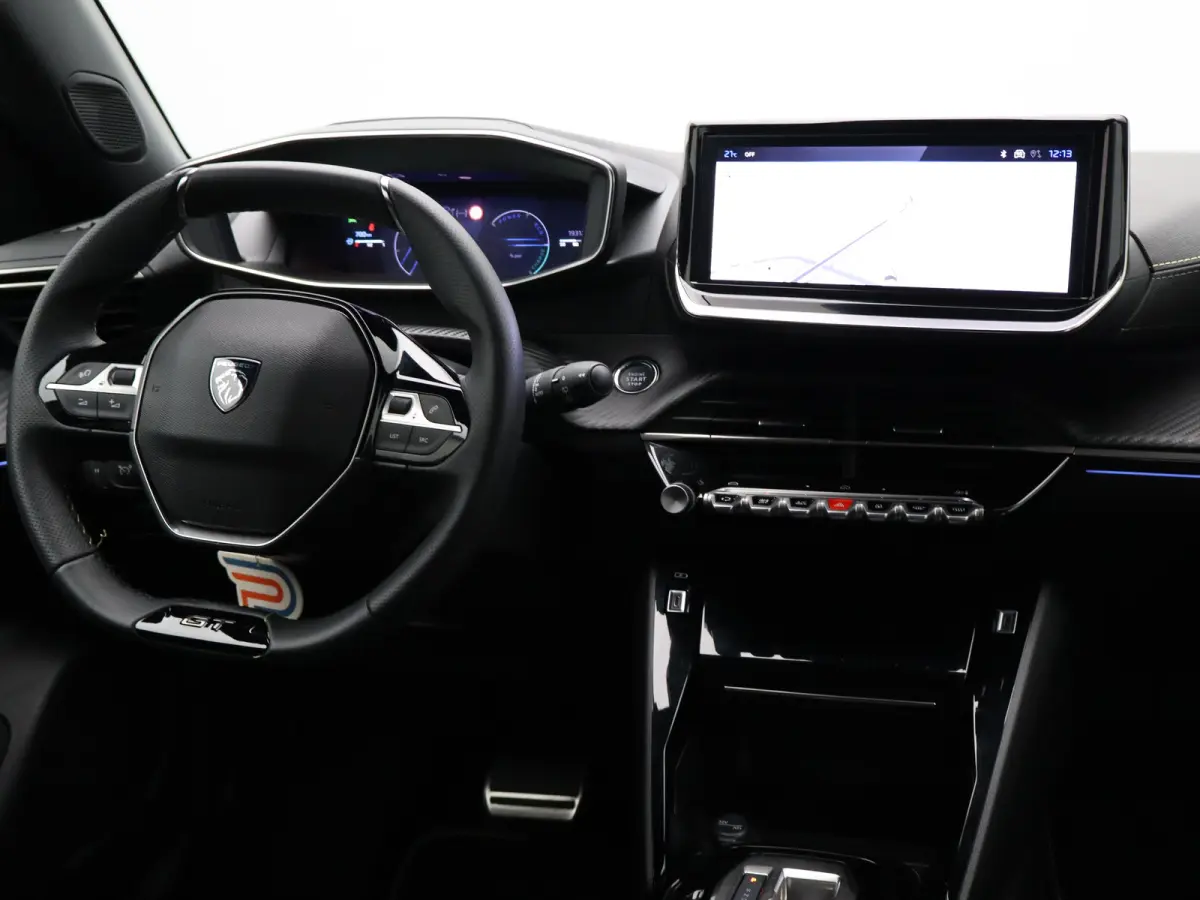 1.2 Hybrid 145 GT | Camera Voor en Achter | Drive Assist | Adaptieve Cruise Control | Parkeersensoren Voor en Achter | Navigatie | Apple Carplay/Android Auto | 18" Inch Lichtmetalen Velgen