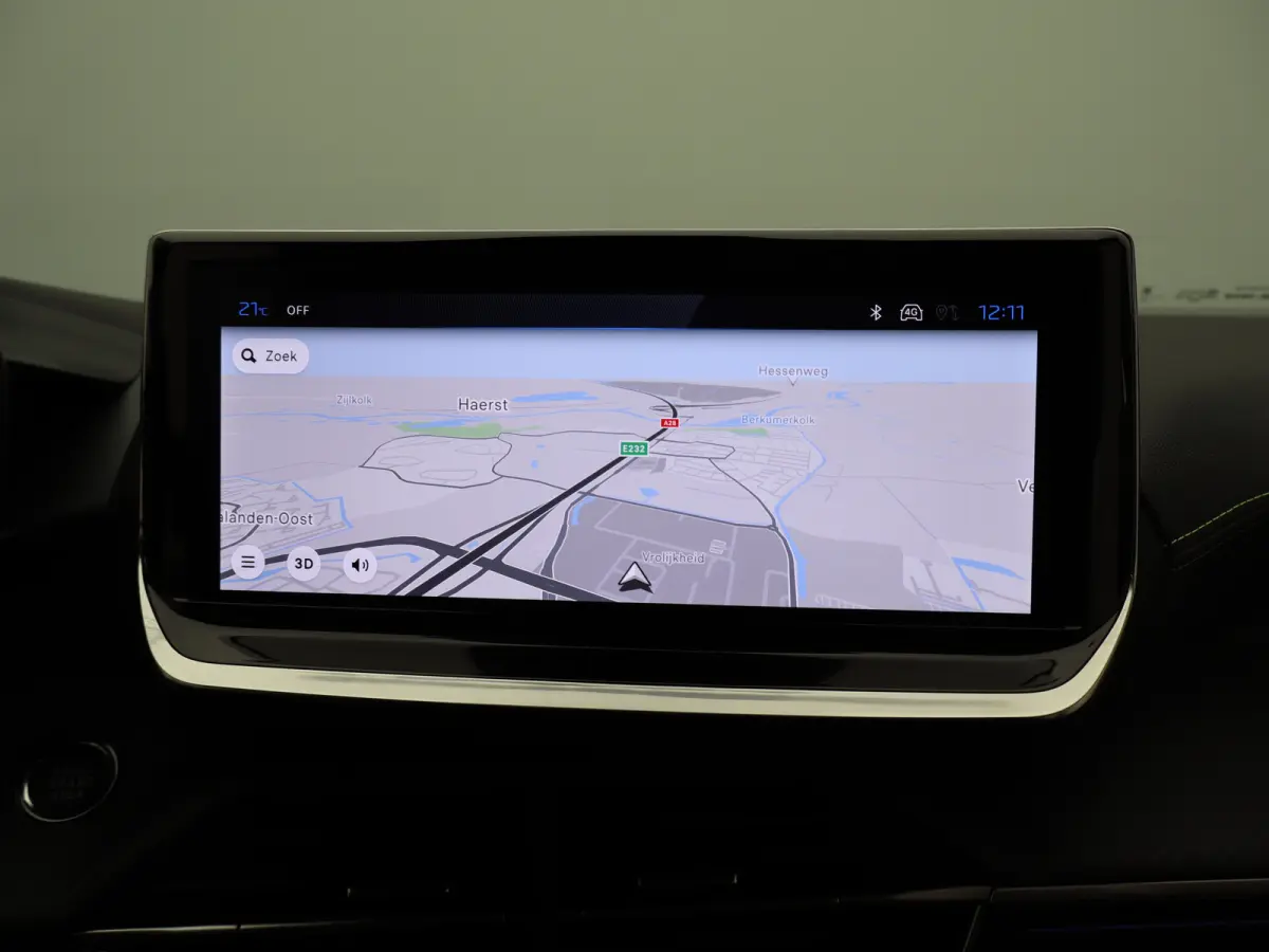1.2 Hybrid 145 GT | Camera Voor en Achter | Drive Assist | Adaptieve Cruise Control | Parkeersensoren Voor en Achter | Navigatie | Apple Carplay/Android Auto | 18" Inch Lichtmetalen Velgen