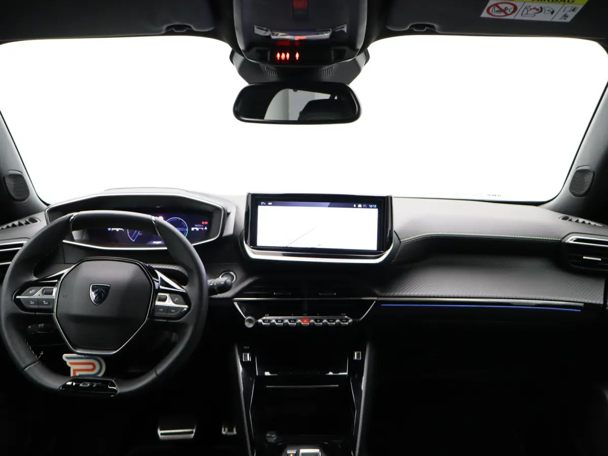 1.2 Hybrid 145 GT | Camera Voor en Achter | Drive Assist | Adaptieve Cruise Control | Parkeersensoren Voor en Achter | Navigatie | Apple Carplay/Android Auto | 18" Inch Lichtmetalen Velgen