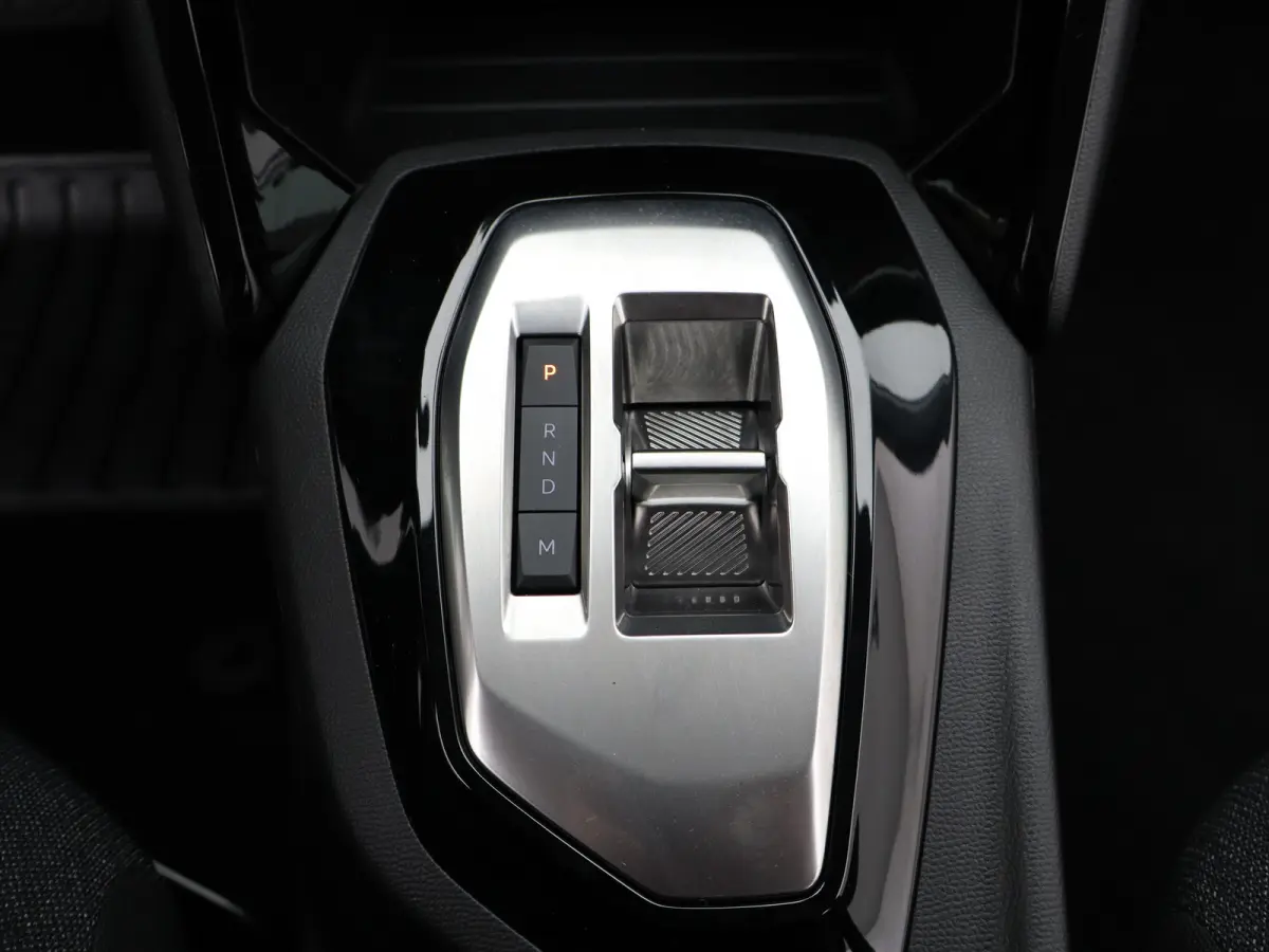 1.2 Hybrid 110 e-DCS6 Style Navi | Cruise Control | Sensoren achter | Apple Carplay/Android Auto |