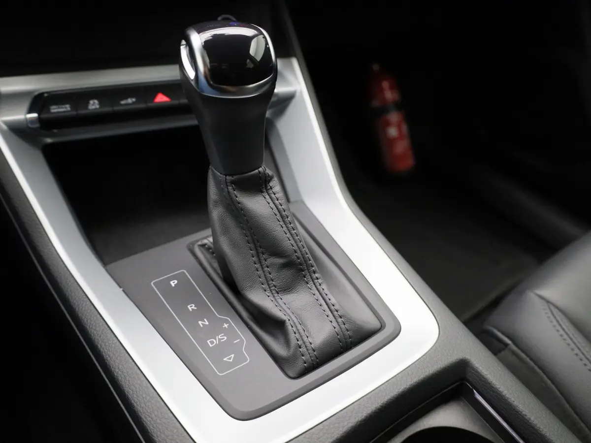 45 TFSI e Business Edition | LEER | CAMERA | NAVIGATIE | STOELVERWARMING