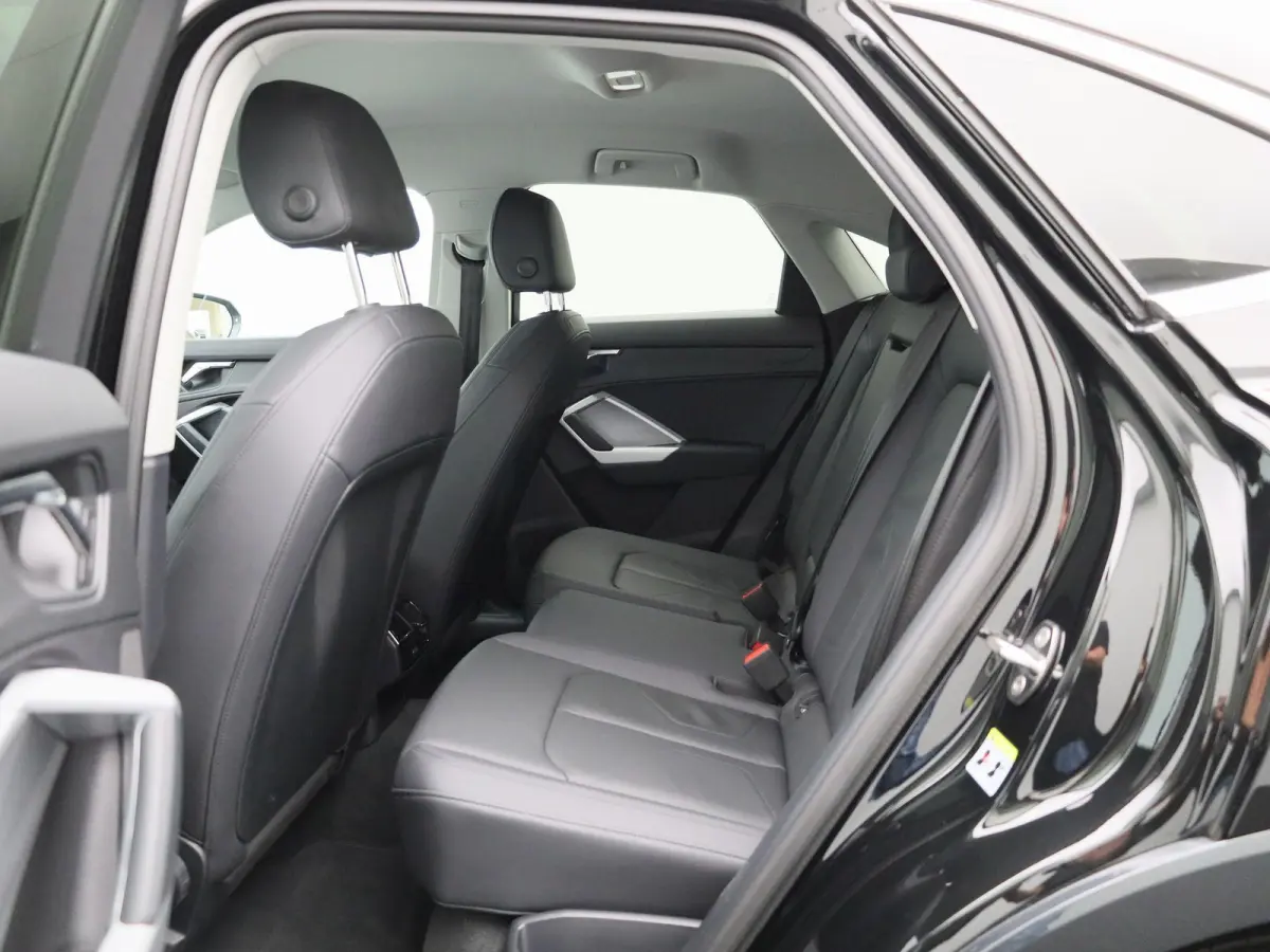 45 TFSI e Business Edition | LEER | CAMERA | NAVIGATIE | STOELVERWARMING