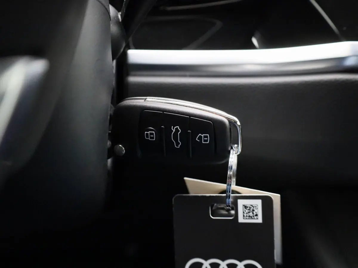 45 TFSI e Business Edition | LEER | CAMERA | NAVIGATIE | STOELVERWARMING
