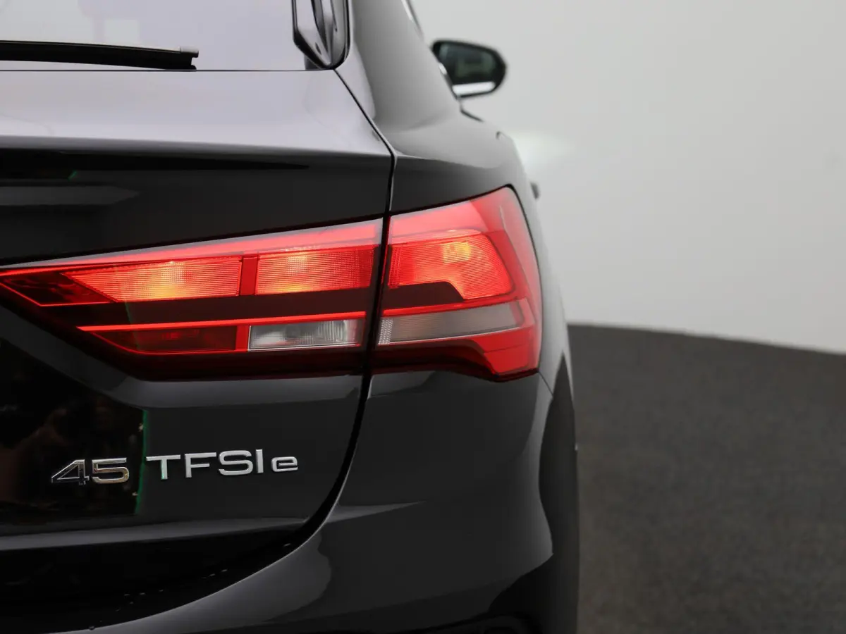 45 TFSI e Business Edition | LEER | CAMERA | NAVIGATIE | STOELVERWARMING