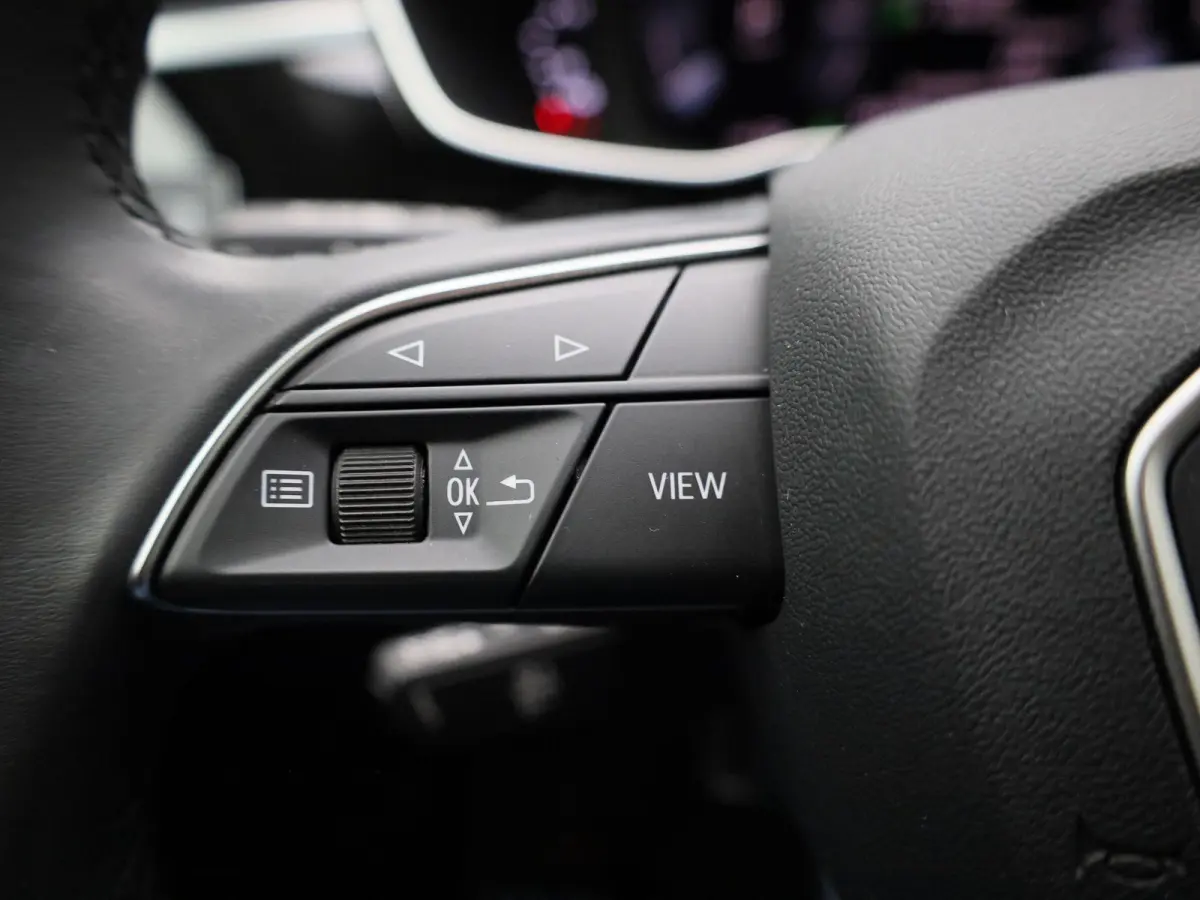 45 TFSI e Business Edition | LEER | CAMERA | NAVIGATIE | STOELVERWARMING