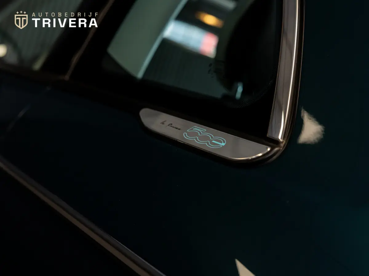 La Prima cabrio 42 kWh l SoH 95% l AUT.l 360° camera l Stoel verwarming l Leder l CARPLAY l BTW - auto l Dealer onderh.