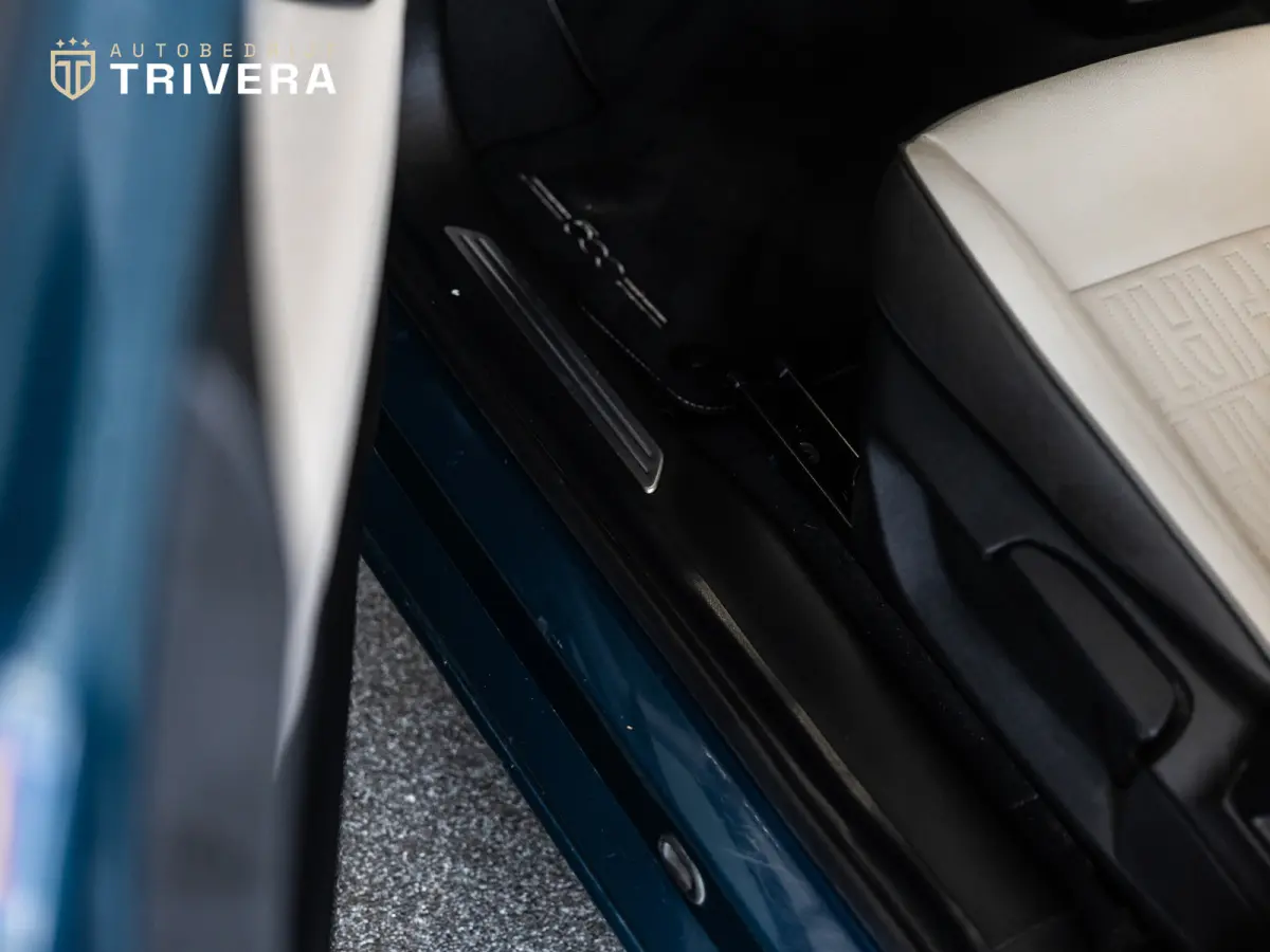 La Prima cabrio 42 kWh l SoH 95% l AUT.l 360° camera l Stoel verwarming l Leder l CARPLAY l BTW - auto l Dealer onderh.