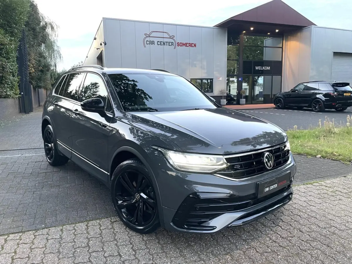 1.5 TSI R-Line Black Style/ Cam/ 19'inch/ CarPlay/ Trekhaak