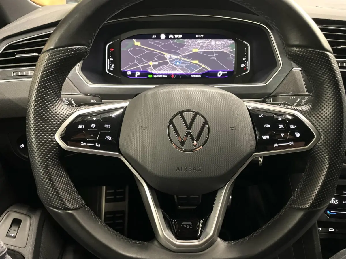 1.5 TSI R-Line Black Style/ Cam/ 19'inch/ CarPlay/ Trekhaak