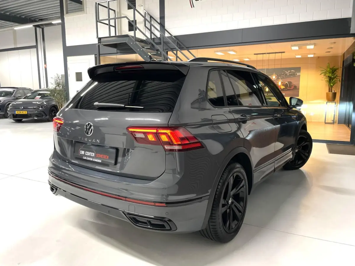1.5 TSI R-Line Black Style/ Cam/ 19'inch/ CarPlay/ Trekhaak