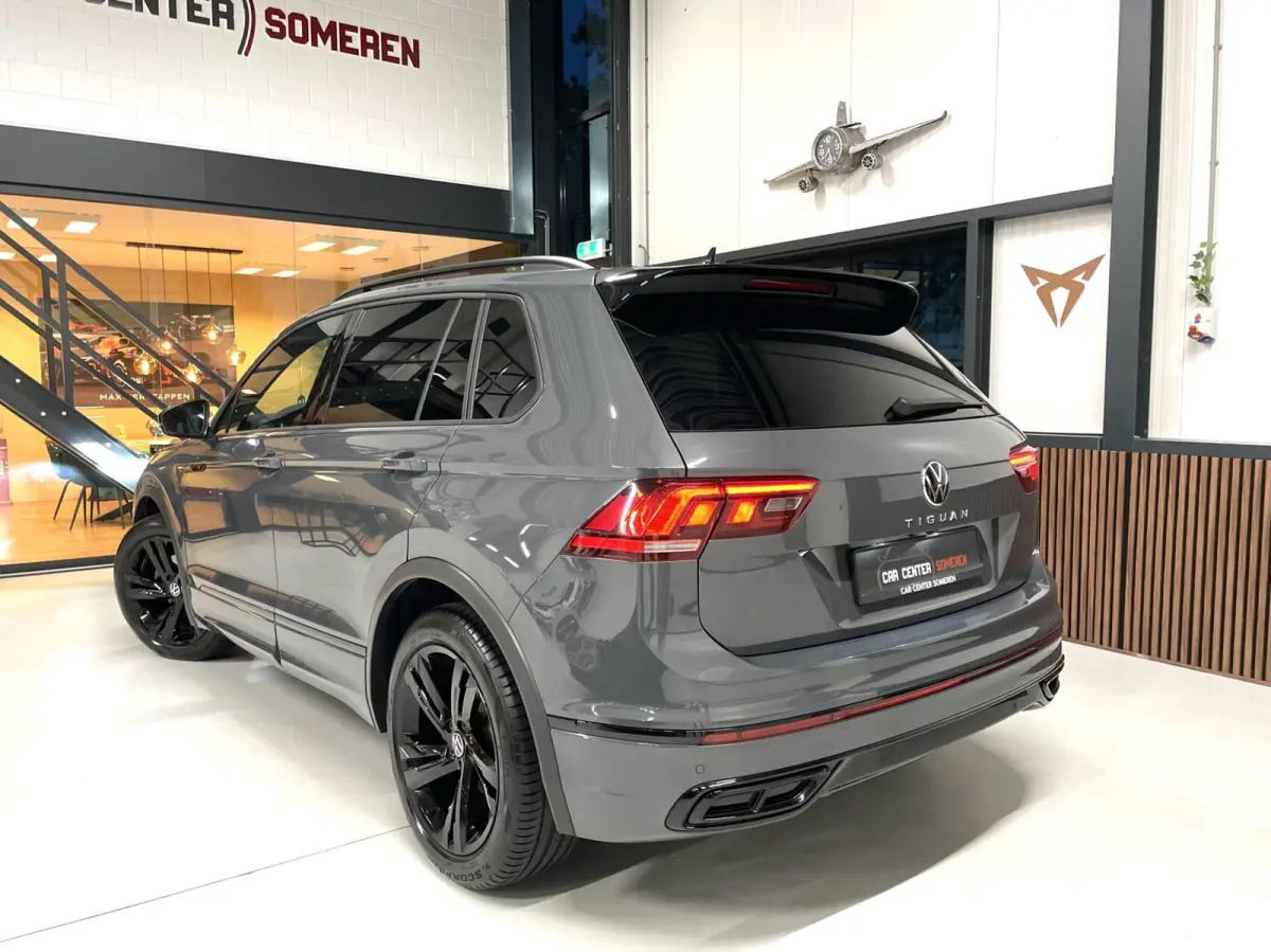1.5 TSI R-Line Black Style/ Cam/ 19'inch/ CarPlay/ Trekhaak