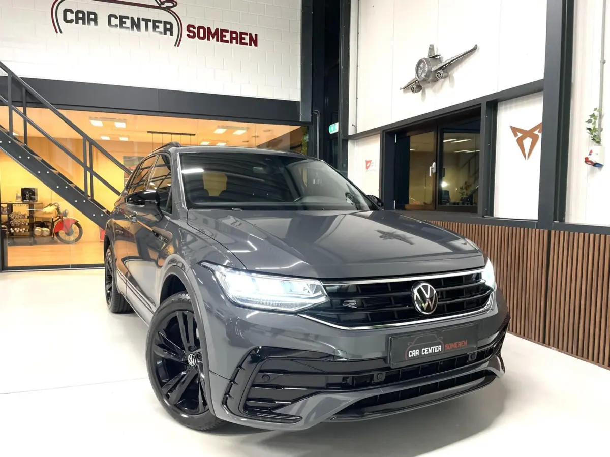 1.5 TSI R-Line Black Style/ Cam/ 19'inch/ CarPlay/ Trekhaak