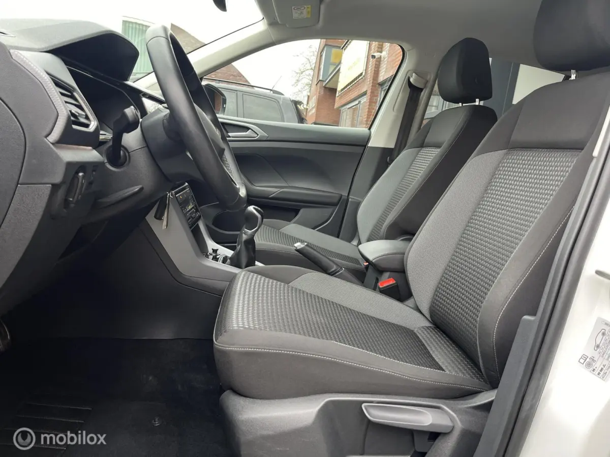 1.0 TSI Style NAVI*CAMERA*ACC*PDC*CLIMA*