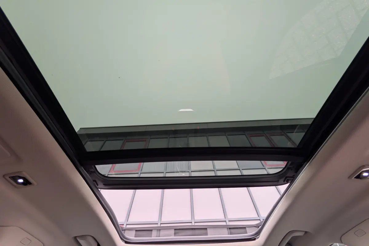 1.5 261PK PHEV Panorama 360 Camera Apple Carplay Android Auto