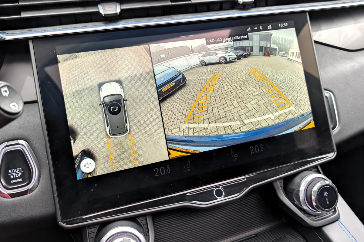 1.5 261PK PHEV Panorama 360 Camera Apple Carplay Android Auto
