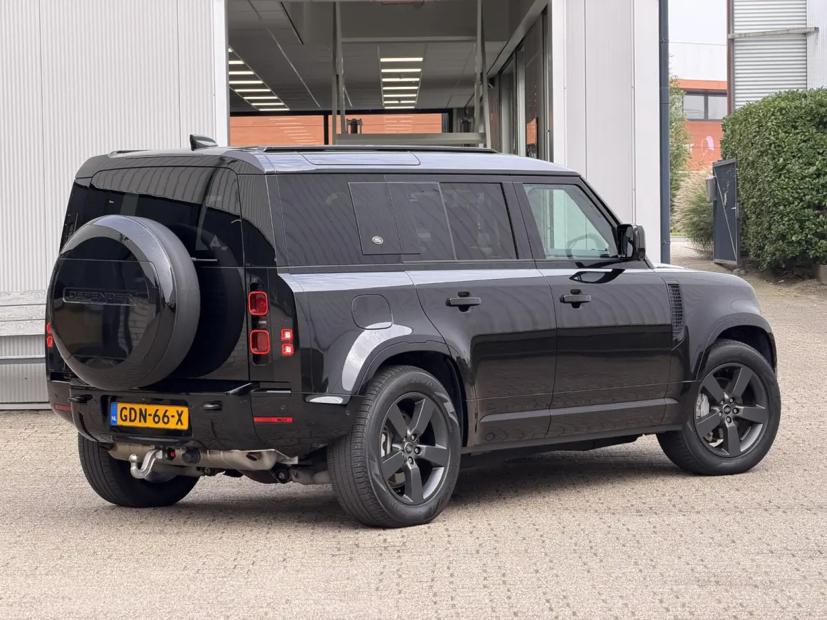 2.0 P400e 110 X-Dynamic HSE | NL-Auto/6-pers./Head-Up/Meridian/Cold Pack/Pano-Dak/Luchtvering