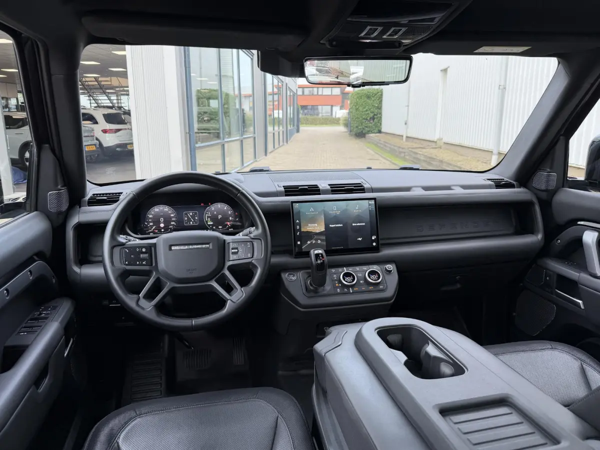 2.0 P400e 110 X-Dynamic HSE | NL-Auto/6-pers./Head-Up/Meridian/Cold Pack/Pano-Dak/Luchtvering