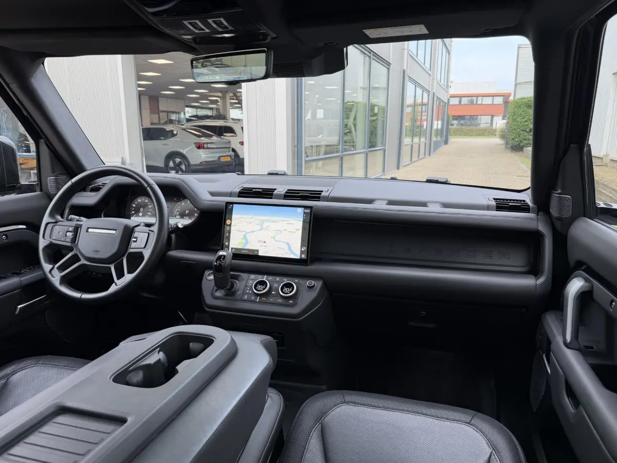 2.0 P400e 110 X-Dynamic HSE | NL-Auto/6-pers./Head-Up/Meridian/Cold Pack/Pano-Dak/Luchtvering