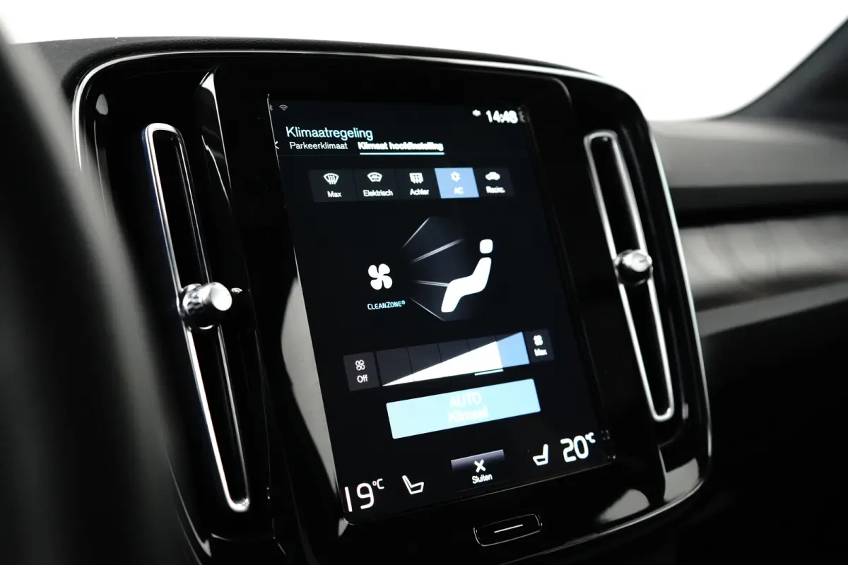 1.5 T5 Ultimate Dark | Pano | Memory | Trekhaak | BLIS | Harman/Kardon | Adaptive CC |