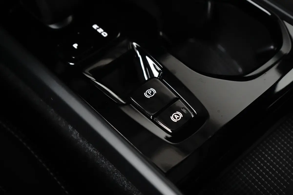 1.5 T5 Ultimate Dark | Pano | Memory | Trekhaak | BLIS | Harman/Kardon | Adaptive CC |