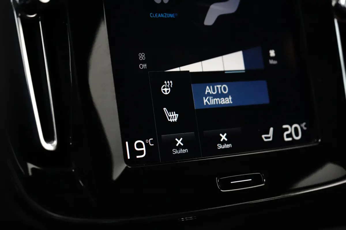1.5 T5 Ultimate Dark | Pano | Memory | Trekhaak | BLIS | Harman/Kardon | Adaptive CC |