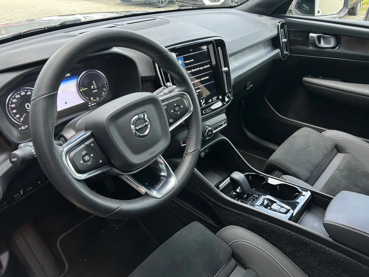 1.5 T5 Ultimate Dark | Pano | Memory | Trekhaak | SoH 86% | BLIS | Harman/Kardon | Adaptive CC |