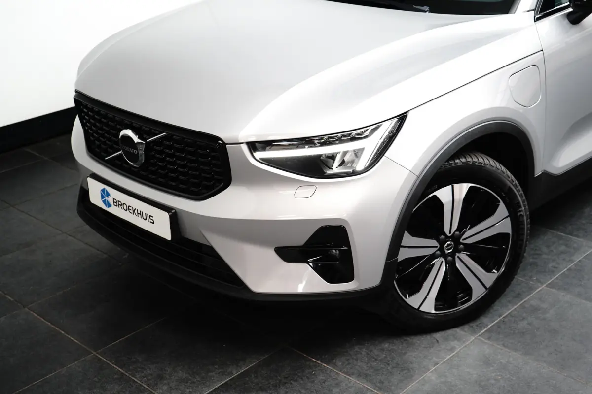1.5 T5 Ultimate Dark | Pano | Memory | Trekhaak | BLIS | Harman/Kardon | Adaptive CC |
