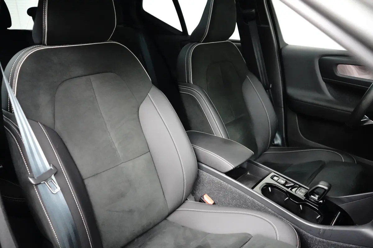 1.5 T5 Ultimate Dark | Pano | Memory | Trekhaak | BLIS | Harman/Kardon | Adaptive CC |