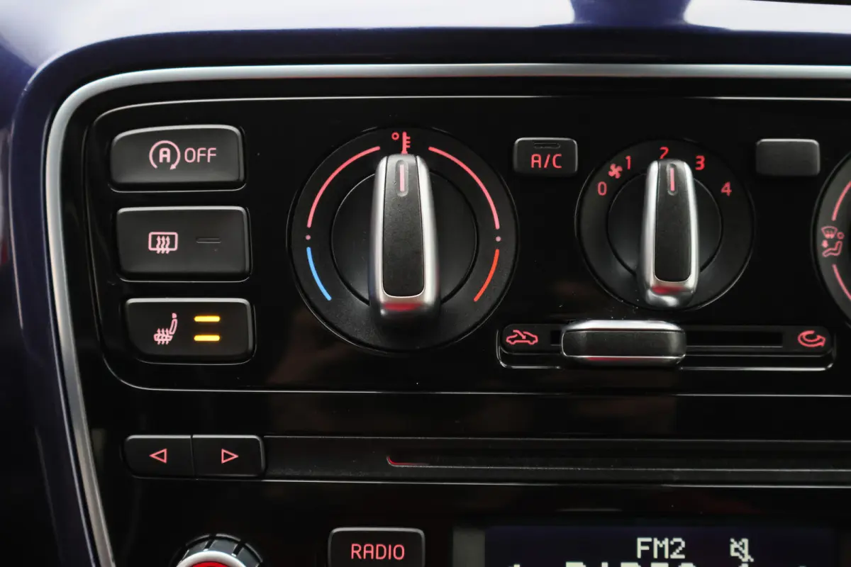 Up! 1.0 move up! 75 PK BlueMotion 5-Deurs, Airco, Cruise, Stoelverwarming, Bluetooth, Navigatie, PDC