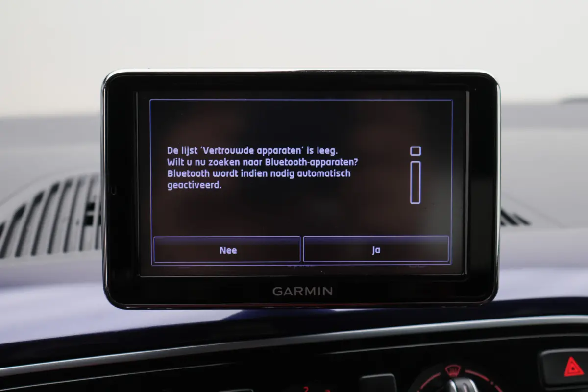 Up! 1.0 move up! 75 PK BlueMotion 5-Deurs, Airco, Cruise, Stoelverwarming, Bluetooth, Navigatie, PDC